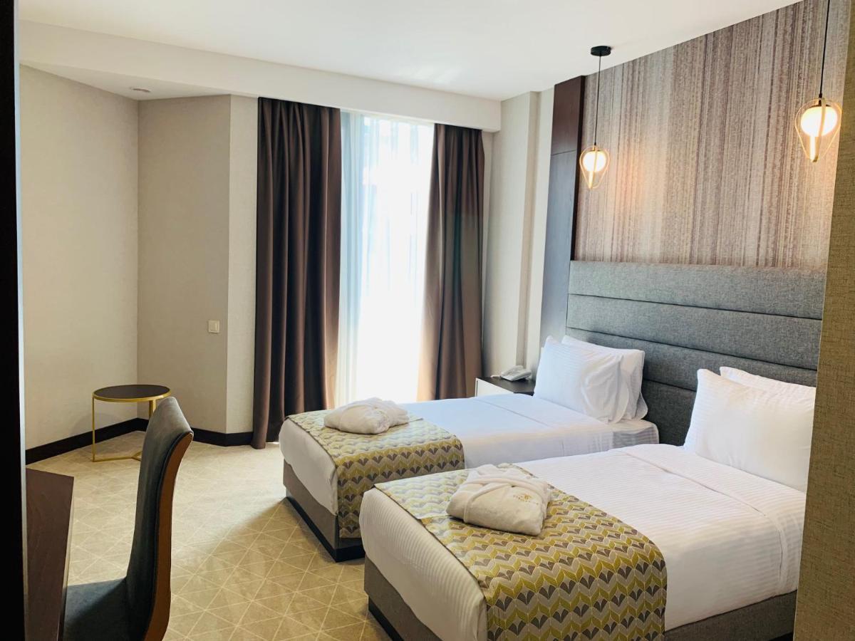 Hotel Salvador บาทูมิ ภายนอก รูปภาพ