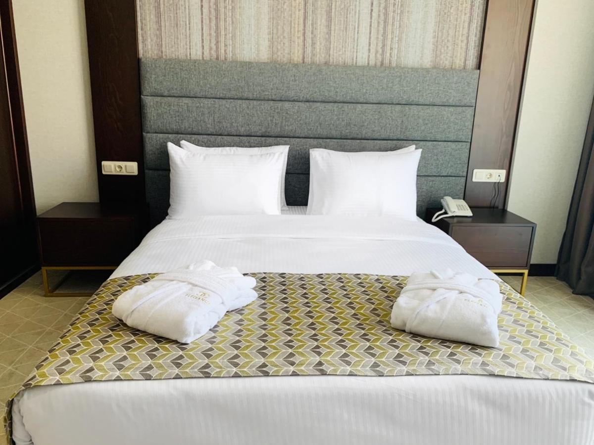 Hotel Salvador บาทูมิ ภายนอก รูปภาพ